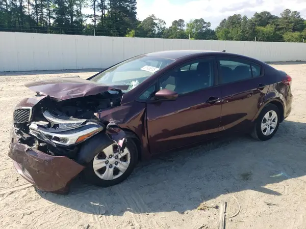 3KPFK4A71HE060024 2017 KIA FORTE - Image 1