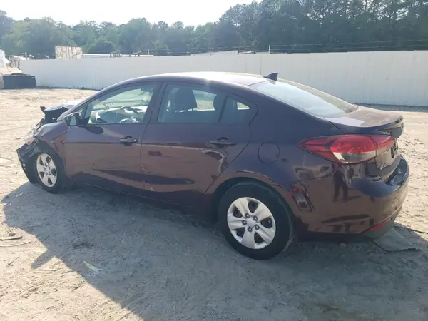 3KPFK4A71HE060024 2017 KIA FORTE - Image 2