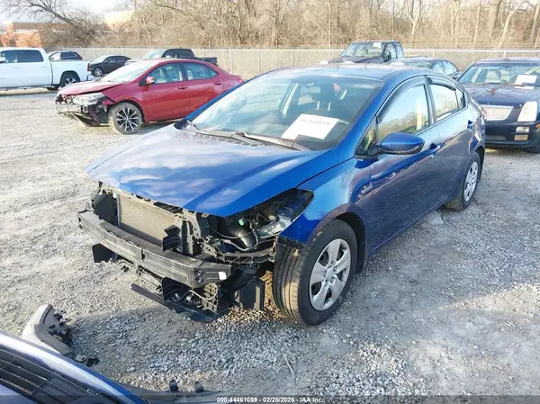 3KPFK4A71HE063750 2017 KIA FORTE - Image 2