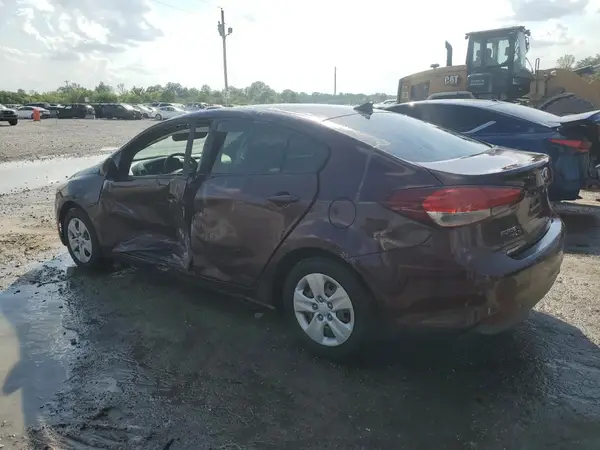 3KPFK4A71HE066406 2017 KIA FORTE - Image 2