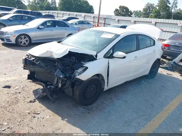 3KPFK4A71HE069242 2017 KIA FORTE - Image 2