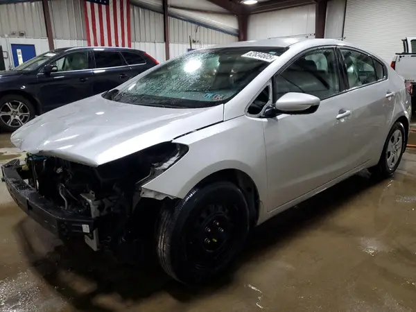 3KPFK4A71HE069337 2017 KIA FORTE - Image 1