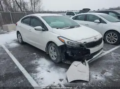 3KPFK4A71HE070326 2017 KIA FORTE