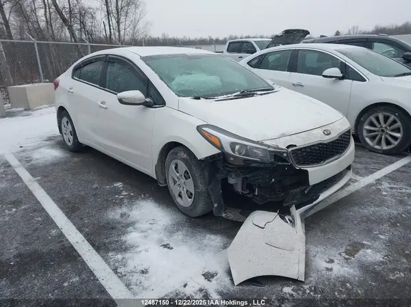 3KPFK4A71HE070326 2017 KIA FORTE - Image 1