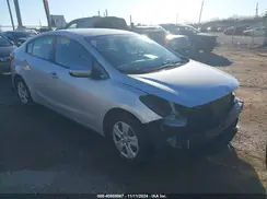 3KPFK4A71HE070469 2017 KIA FORTE