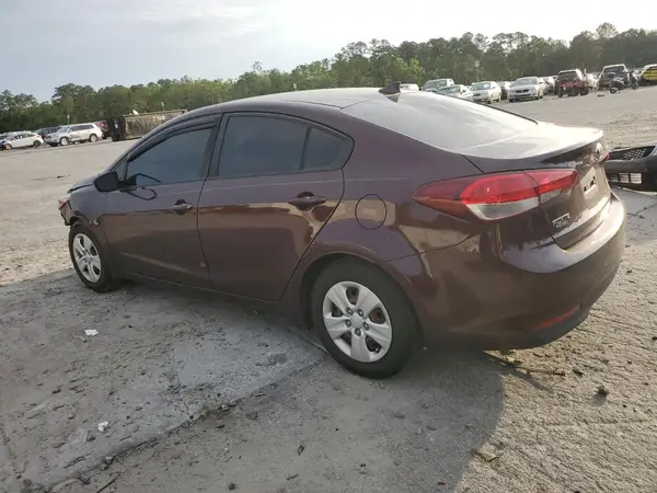 3KPFK4A71HE073484 2017 KIA FORTE - Image 2