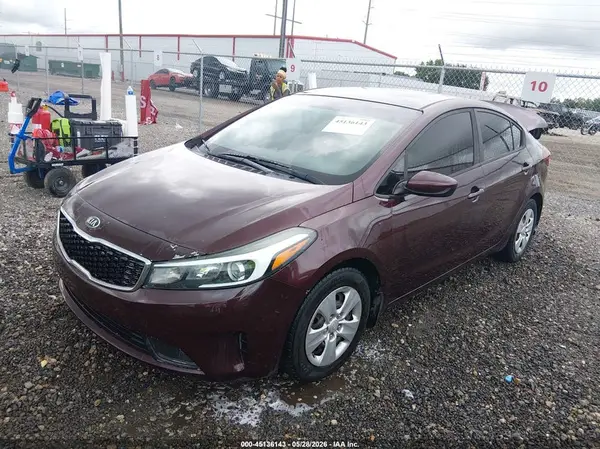 3KPFK4A71HE074859 2017 KIA FORTE - Image 2