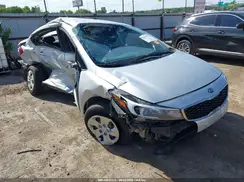 3KPFK4A71HE078037 2017 KIA FORTE