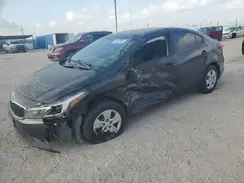 3KPFK4A71HE093427 2017 KIA FORTE