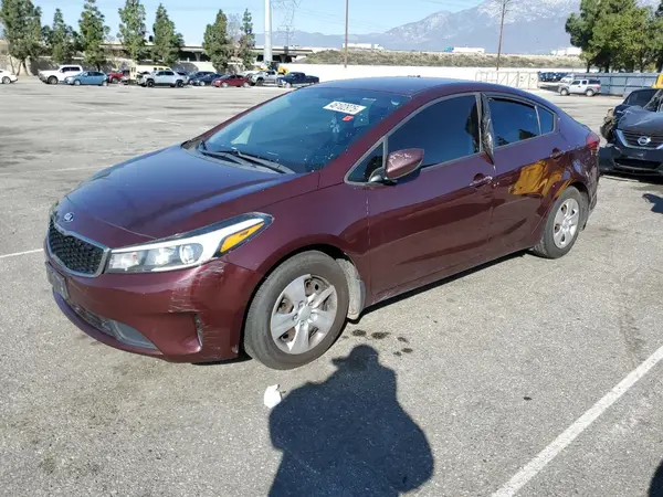 3KPFK4A71HE116379 2017 KIA FORTE - Image 1