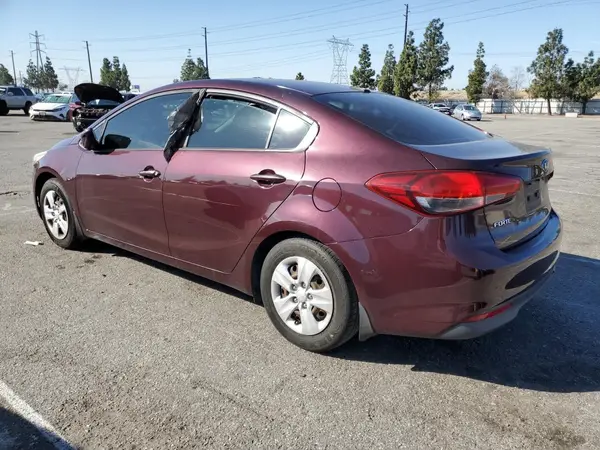 3KPFK4A71HE116379 2017 KIA FORTE - Image 2