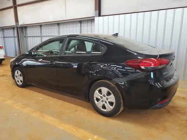 3KPFK4A71HE116494 2017 KIA FORTE - Image 2