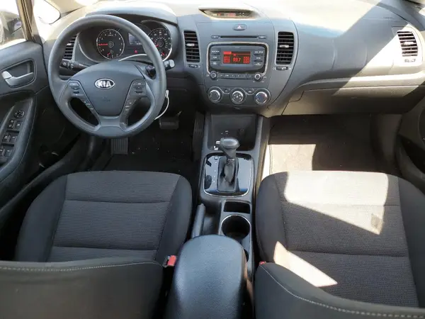 3KPFK4A71HE122988 2017 KIA FORTE - Image 8