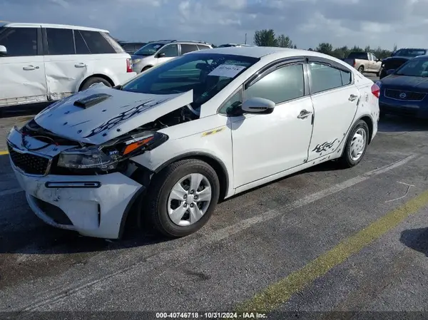 3KPFK4A71HE126278 2017 KIA FORTE - Image 2