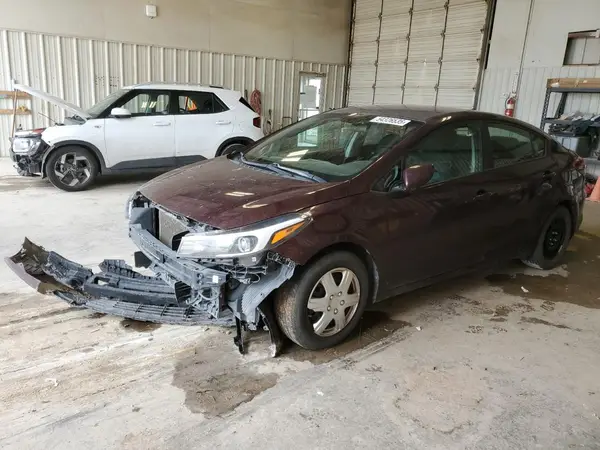 3KPFK4A71HE129925 2017 KIA FORTE - Image 1