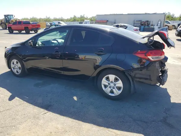 3KPFK4A71HE140763 2017 KIA FORTE - Image 2