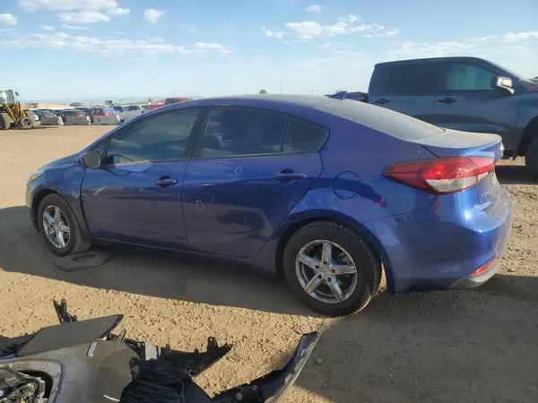 3KPFK4A71HE146255 2017 KIA FORTE - Image 2