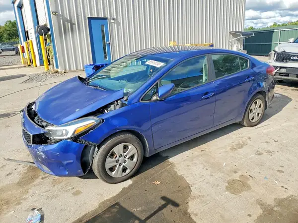 3KPFK4A71HE149978 2017 KIA FORTE - Image 1