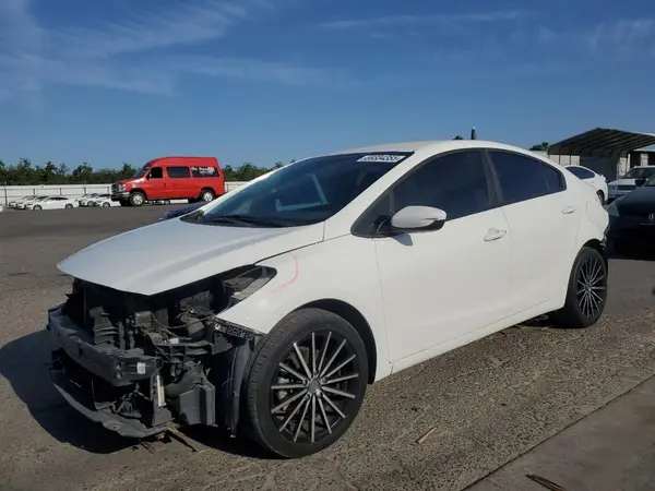 3KPFK4A71HE155845 2017 KIA FORTE - Image 1