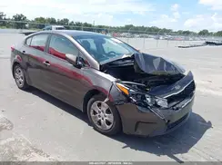 3KPFK4A71HE156834 2017 KIA FORTE