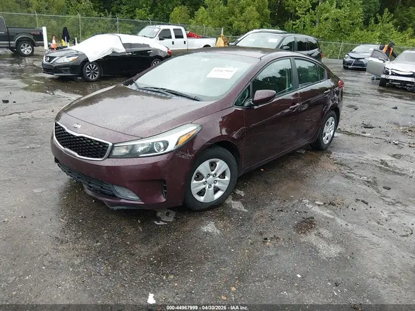 3KPFK4A71HE159118 2017 KIA FORTE - Image 2