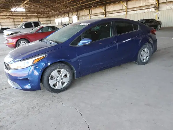 3KPFK4A71HE160978 2017 KIA FORTE - Image 1