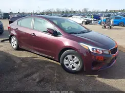 3KPFK4A71HE161449 2017 KIA FORTE