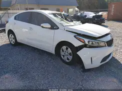 3KPFK4A71JE183618 2018 KIA FORTE