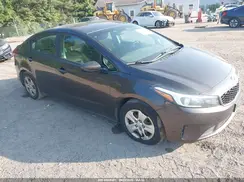 3KPFK4A71JE185093 2018 KIA FORTE