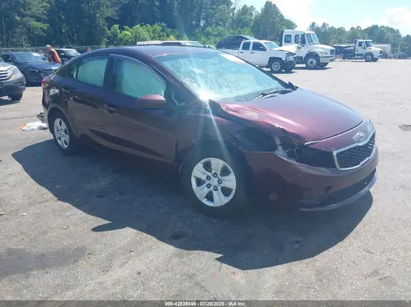 3KPFK4A71JE190312 2018 KIA FORTE - Image 1