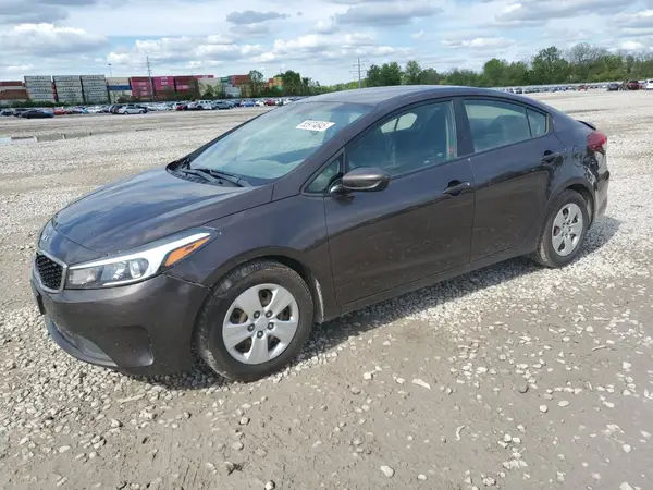 3KPFK4A71JE201941 2018 KIA FORTE - Image 1