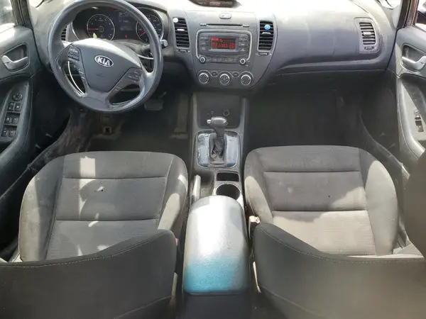 3KPFK4A71JE201941 2018 KIA FORTE - Image 8