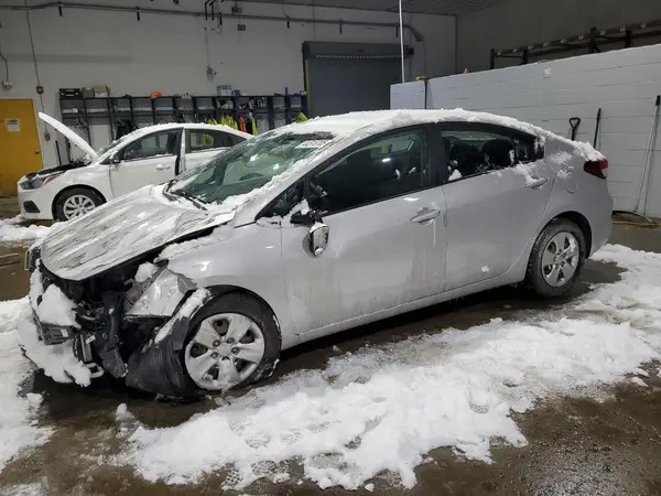 3KPFK4A71JE211997 2018 KIA FORTE - Image 1