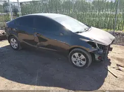 3KPFK4A71JE212101 2018 KIA FORTE