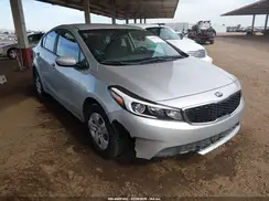 3KPFK4A71JE219226 2018 KIA FORTE