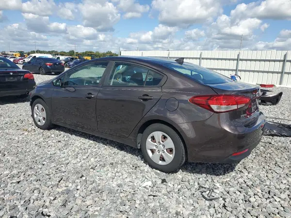 3KPFK4A71JE219954 2018 KIA FORTE - Image 2