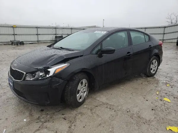 3KPFK4A71JE231165 2018 KIA FORTE - Image 1