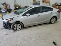 3KPFK4A71JE236463 2018 KIA FORTE