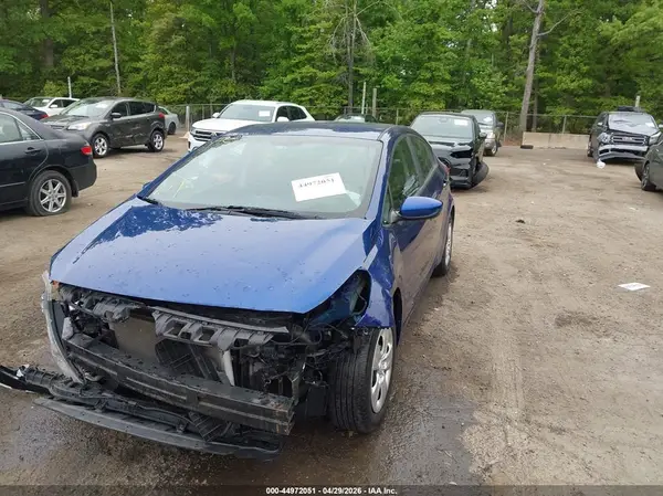3KPFK4A71JE241761 2018 KIA FORTE - Image 2