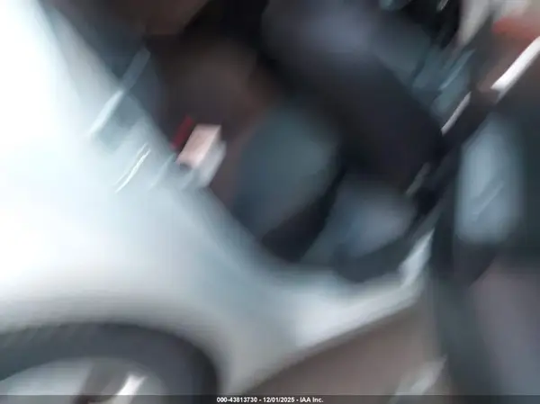 3KPFK4A71JE255921 2018 KIA FORTE - Image 8