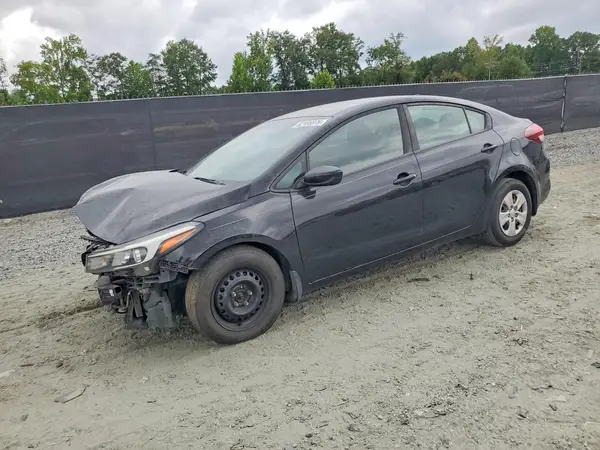 3KPFK4A71JE258480 2018 KIA FORTE - Image 1