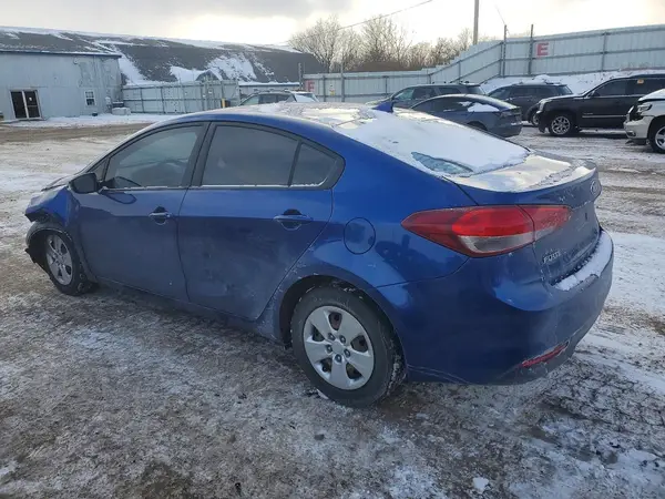 3KPFK4A71JE269821 2018 KIA FORTE - Image 2