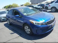 3KPFK4A71JE270399 2018 KIA FORTE