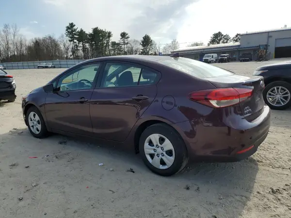 3KPFK4A71JE272900 2018 KIA FORTE - Image 2