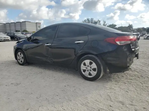3KPFK4A72HE011222 2017 KIA FORTE - Image 2