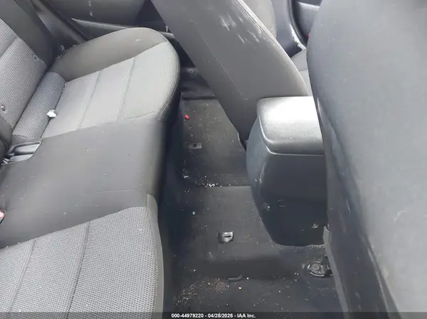 3KPFK4A72HE011611 2017 KIA FORTE - Image 8