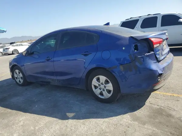 3KPFK4A72HE013052 2017 KIA FORTE - Image 2
