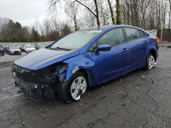 3KPFK4A72HE014122 2017 KIA FORTE - Image 1