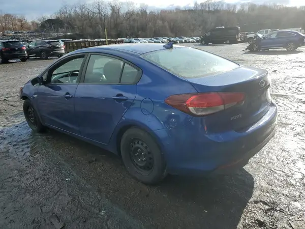 3KPFK4A72HE016291 2017 KIA FORTE - Image 2