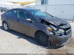 3KPFK4A72HE022009 2017 KIA FORTE